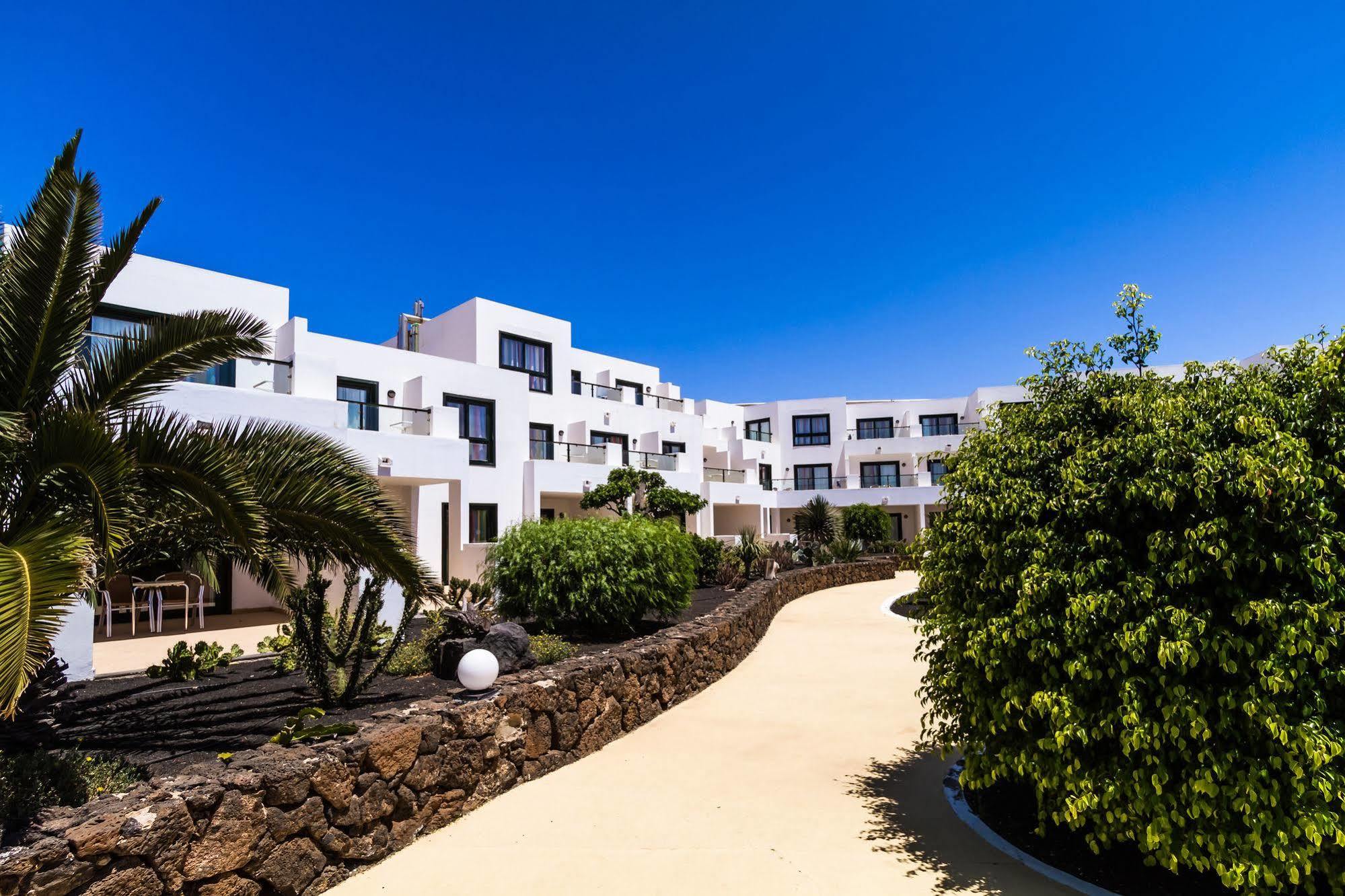 Bluebay Lanzarote Apartment Costa Teguise Exterior photo