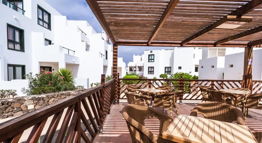 Bluebay Lanzarote Apartment Costa Teguise Exterior photo